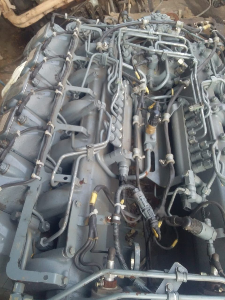MAN MAN marine V12 engine, 12 cylinder D2842LE620, D2842 type, D2842LE, D2842LE100, D2842LE200, D2842LE101, D2842LE201, D2842LE202, D2842LE203, D2842LE211, D2842LE212, D2842LE213, D2842LE102, D2842LE103, - Motor para Camión: foto 2 MAN MAN marine V12 engine, 12 cylinder D2842LE620, D2842 type, D2842LE, D2842LE100, D2842LE200, D2842LE101, D2842LE201, D2842LE202, D2842LE203, D2842LE211, D2842LE212, D2842LE213, D2842LE102, D2842LE103, - Motor para Camión: foto 2