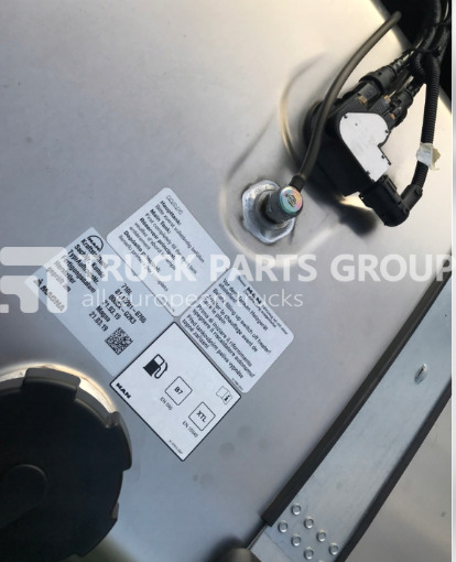 MAN TGX, TGS, EURO6, EURO 6 emission standard fuel tank 710 L, + AD engine - Depósito de combustible para Camión: foto 1 MAN TGX, TGS, EURO6, EURO 6 emission standard fuel tank 710 L, + AD engine - Depósito de combustible para Camión: foto 1