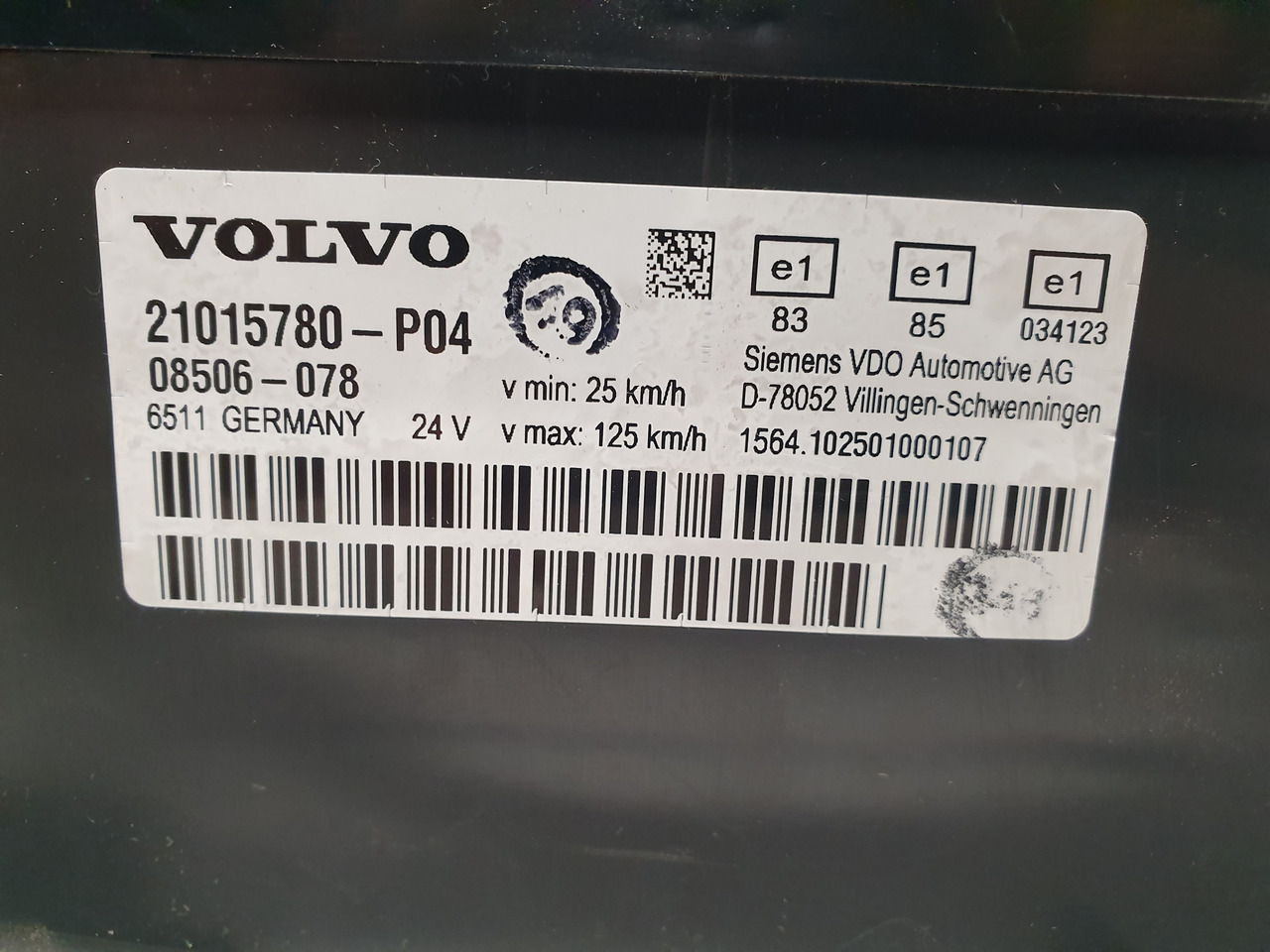 VOLVO FH13, EURO5 instrument cluster, combination kit, instrument panel dashboard - Salpicadero para Camión: foto 5 VOLVO FH13, EURO5 instrument cluster, combination kit, instrument panel dashboard - Salpicadero para Camión: foto 5