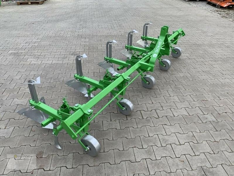 BOMET Kartoffelhäufler Bomet P475/1 4reihig Norma Häufler Kartoffel NEU - Equipo para trabajo del suelo: foto 3 BOMET Kartoffelhäufler Bomet P475/1 4reihig Norma Häufler Kartoffel NEU - Equipo para trabajo del suelo: foto 3