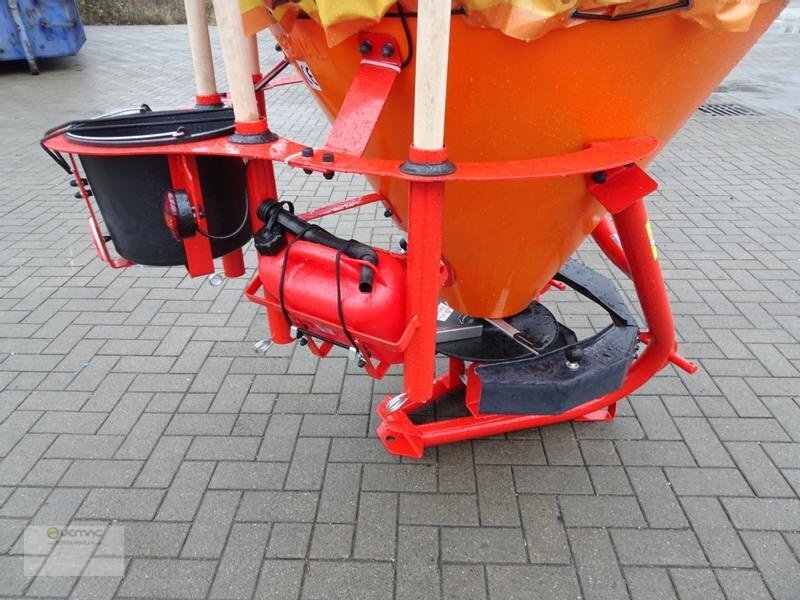 Esparcidor de sal nuevo Dexwal 300L Kommunal Streuer Salzstreuer Trichterstreuer NEU: foto 7