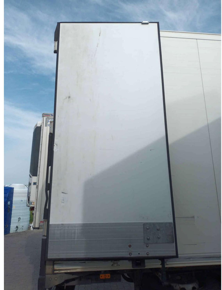 2018 Schmitz Cargobull SKO FP 60 ThermoKing SLXi 300 - Semirremolque frigorífico: foto 4 2018 Schmitz Cargobull SKO FP 60 ThermoKing SLXi 300 - Semirremolque frigorífico: foto 4