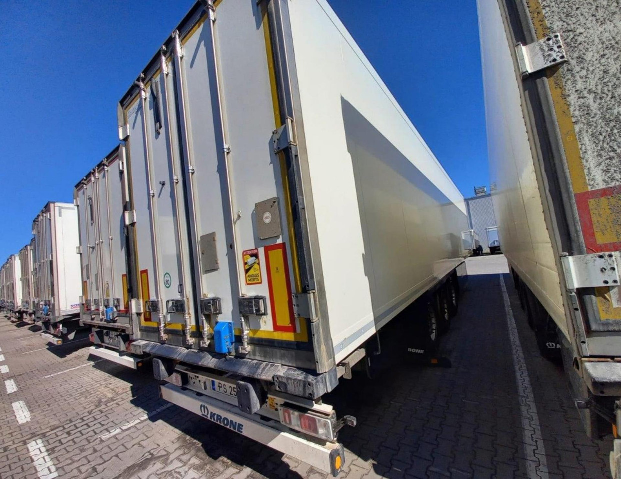 2021/2022 Krone SDR Cool Liner FP 60 ThermoKing SLXi 300 - Semirremolque frigorífico: foto 5 2021/2022 Krone SDR Cool Liner FP 60 ThermoKing SLXi 300 - Semirremolque frigorífico: foto 5