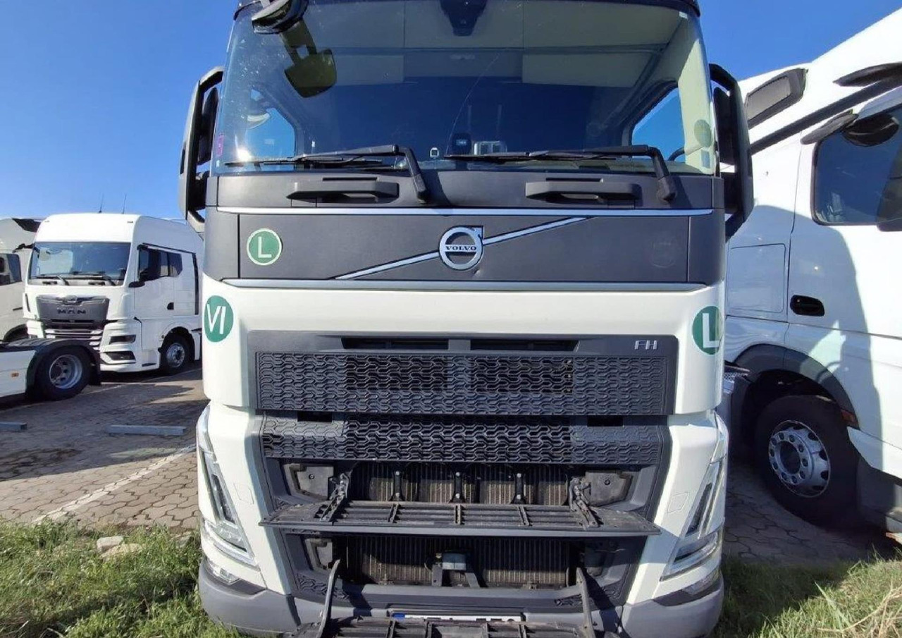 2022 Volvo FH 500 Globetrotter XL Varios - Cabeza tractora: foto 4 2022 Volvo FH 500 Globetrotter XL Varios - Cabeza tractora: foto 4