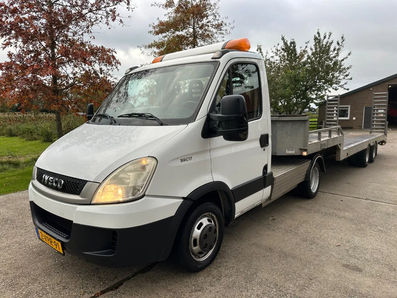 Iveco Daily 35C17 BE TREKKER 12T COMBI MET VELDHUIZEN SDO TRAILER 2008 / EURO 5 / 3 PERS. - Cabeza tractora: foto 1 Iveco Daily 35C17 BE TREKKER 12T COMBI MET VELDHUIZEN SDO TRAILER 2008 / EURO 5 / 3 PERS. - Cabeza tractora: foto 1