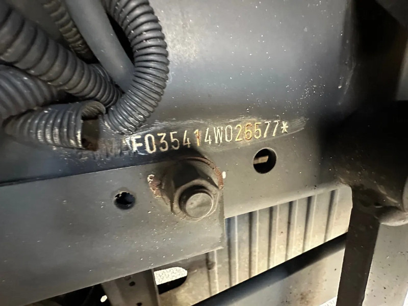 Camión grúa MAN 19.272 F90 / NL TRUCK / 4X2 / EURO1 / ATLAS AK140.1-6,2/1 / MANUAL / FIRST OWNER: foto 17