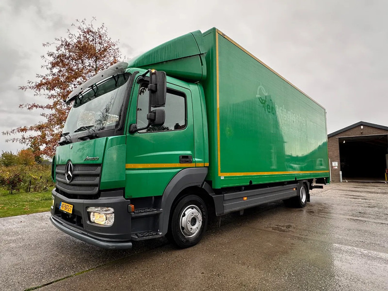 Mercedes-Benz Atego 1018 / NL TRUCK / EURO 6 / ONLY 100.000KM! / BOX+LIFT+SIDE DOOR / CLIMA / AUTOMATIC - Camión caja cerrada: foto 1 Mercedes-Benz Atego 1018 / NL TRUCK / EURO 6 / ONLY 100.000KM! / BOX+LIFT+SIDE DOOR / CLIMA / AUTOMATIC - Camión caja cerrada: foto 1