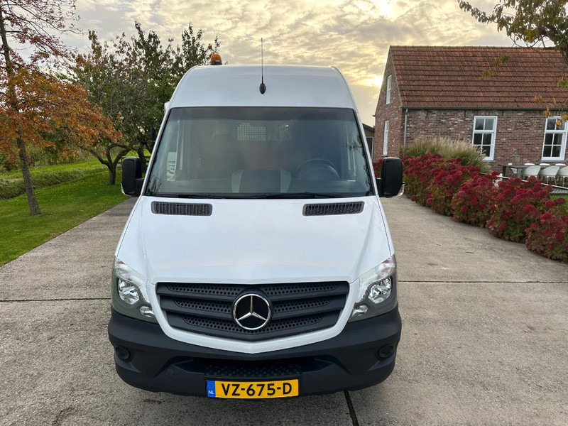 Mercedes-Benz Sprinter 313 CDI / L2H2 / AUTOMAAT / NL BUS / 130 PK / 2-ZITS / CC / AIRCO / CAMERA - Furgón: foto 2 Mercedes-Benz Sprinter 313 CDI / L2H2 / AUTOMAAT / NL BUS / 130 PK / 2-ZITS / CC / AIRCO / CAMERA - Furgón: foto 2
