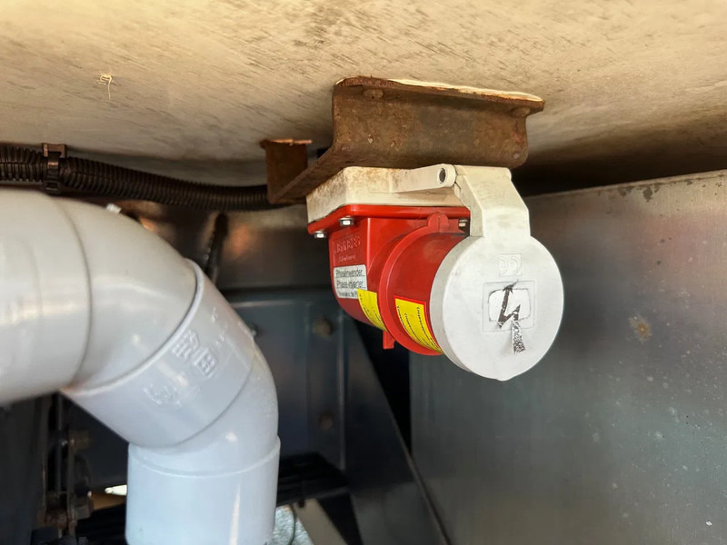 Camión frigorífico Scania P280 / NL TRUCK / EURO 6 / FULL AIR / CARRIER SUPRA 1250 / TOPCONDITION / LIFT+DOORS: foto 9