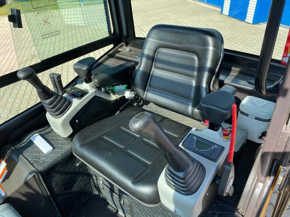 Miniexcavadora Minibagger BK2800ASR inkl. Schaufelpaket *INKL.19% MWST*BERGER KRAUS*KUBOTA*SCHWENKARM* VERSTELLFAHRWERK*KLIMA*: foto 7