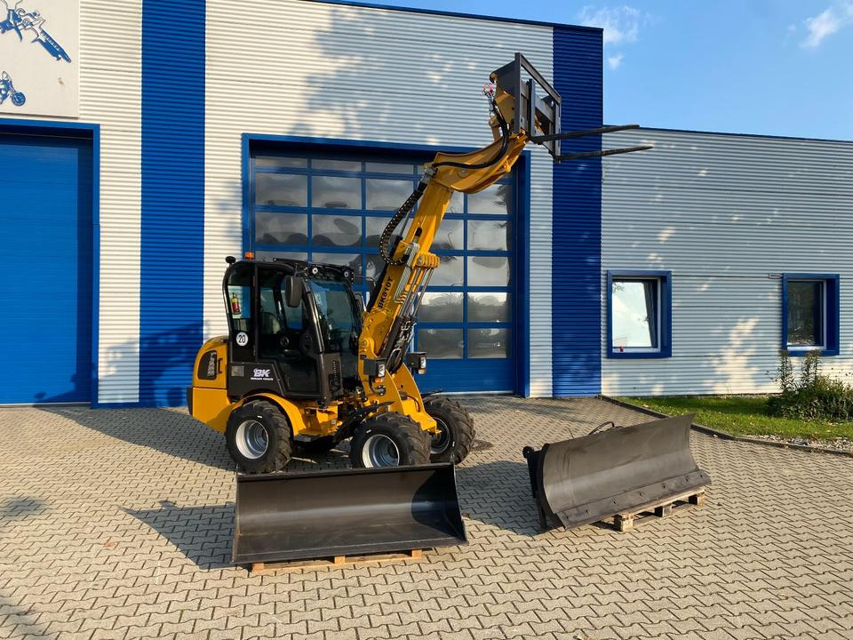 Teleskoplader/Radlader BK810T inkl. Schneeschild *INKL.19% MWST*BERGER KRAUS*KUBOTA*EURO*CE* - Cargadora articulada: foto 1 Teleskoplader/Radlader BK810T inkl. Schneeschild *INKL.19% MWST*BERGER KRAUS*KUBOTA*EURO*CE* - Cargadora articulada: foto 1