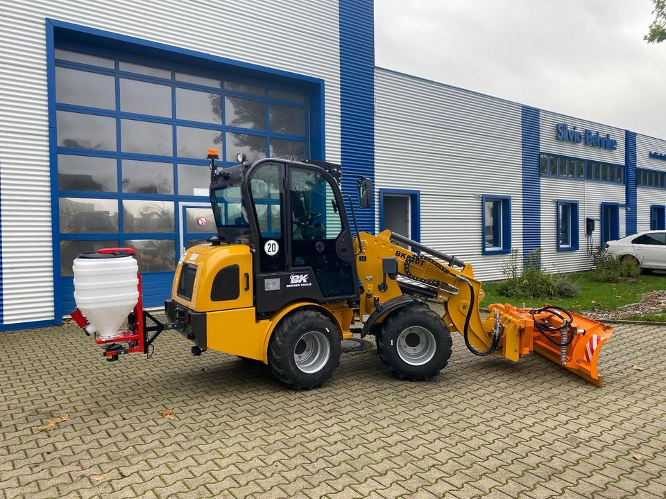 Teleskoplader/Radlader BK810T inkl. Winter-Komplettpaket *INKL.19% MWST*BERGER KRAUS*KUBOTA*EURO*CE* - Cargadora articulada: foto 2 Teleskoplader/Radlader BK810T inkl. Winter-Komplettpaket *INKL.19% MWST*BERGER KRAUS*KUBOTA*EURO*CE* - Cargadora articulada: foto 2