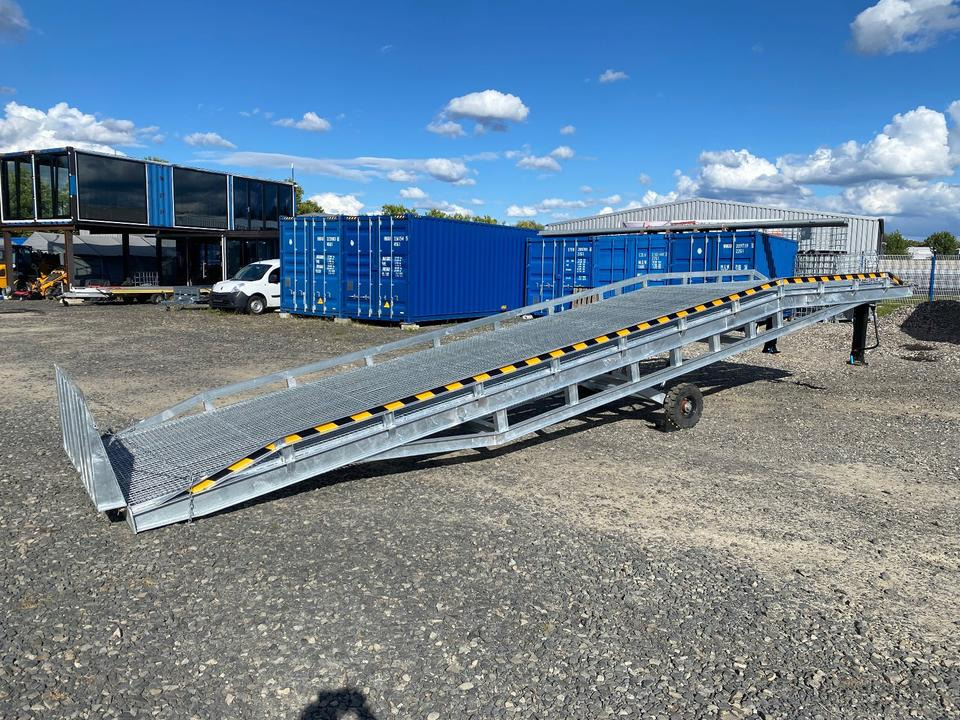 Verladerampe 8t Verzinkt Containerrampe LKW Rampe Vorführmodell *INKL.19% MWST*SOFORT VERFÜGBAR!* - Rampa de carga: foto 4 Verladerampe 8t Verzinkt Containerrampe LKW Rampe Vorführmodell *INKL.19% MWST*SOFORT VERFÜGBAR!* - Rampa de carga: foto 4