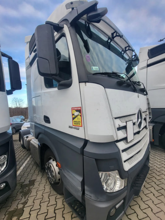 Mercedes-Benz ACTROS 1845 mega WDF - Cabeza tractora: foto 1 Mercedes-Benz ACTROS 1845 mega WDF - Cabeza tractora: foto 1