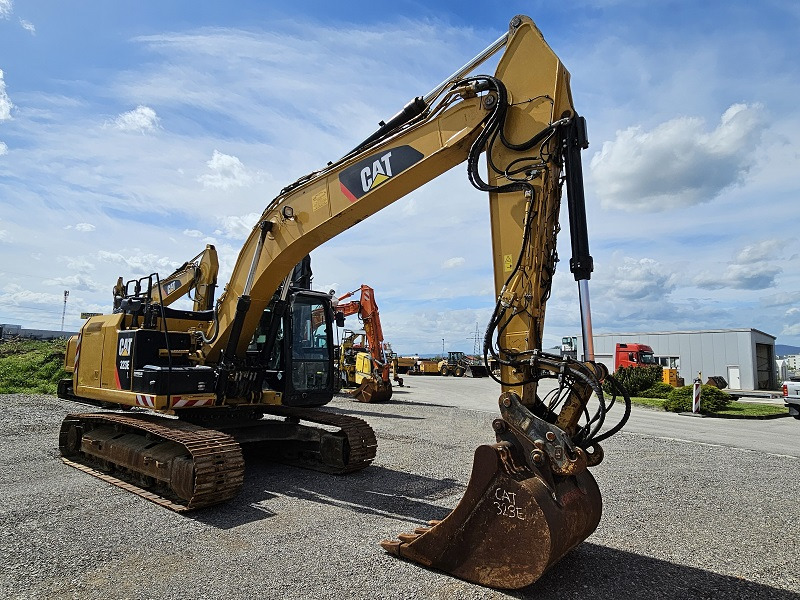 Excavadora de cadenas CATERPILLAR 323EL GPS Trimble: foto 6