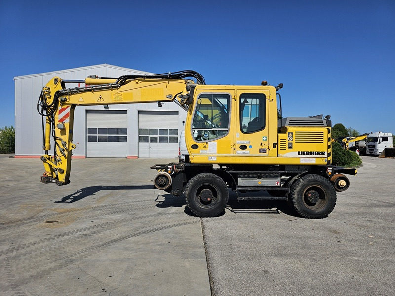 LIEBHERR A900C ZW - Excavadora de ruedas: foto 1 LIEBHERR A900C ZW - Excavadora de ruedas: foto 1