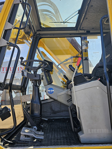 Excavadora de ruedas LIEBHERR A900C ZW: foto 9 Excavadora de ruedas LIEBHERR A900C ZW: foto 9