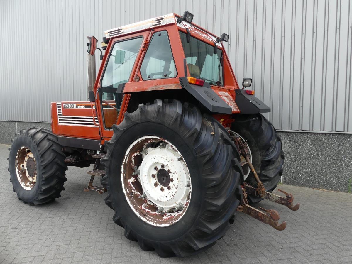 Fiat 160-90 DT - Tractor: foto 5 Fiat 160-90 DT - Tractor: foto 5