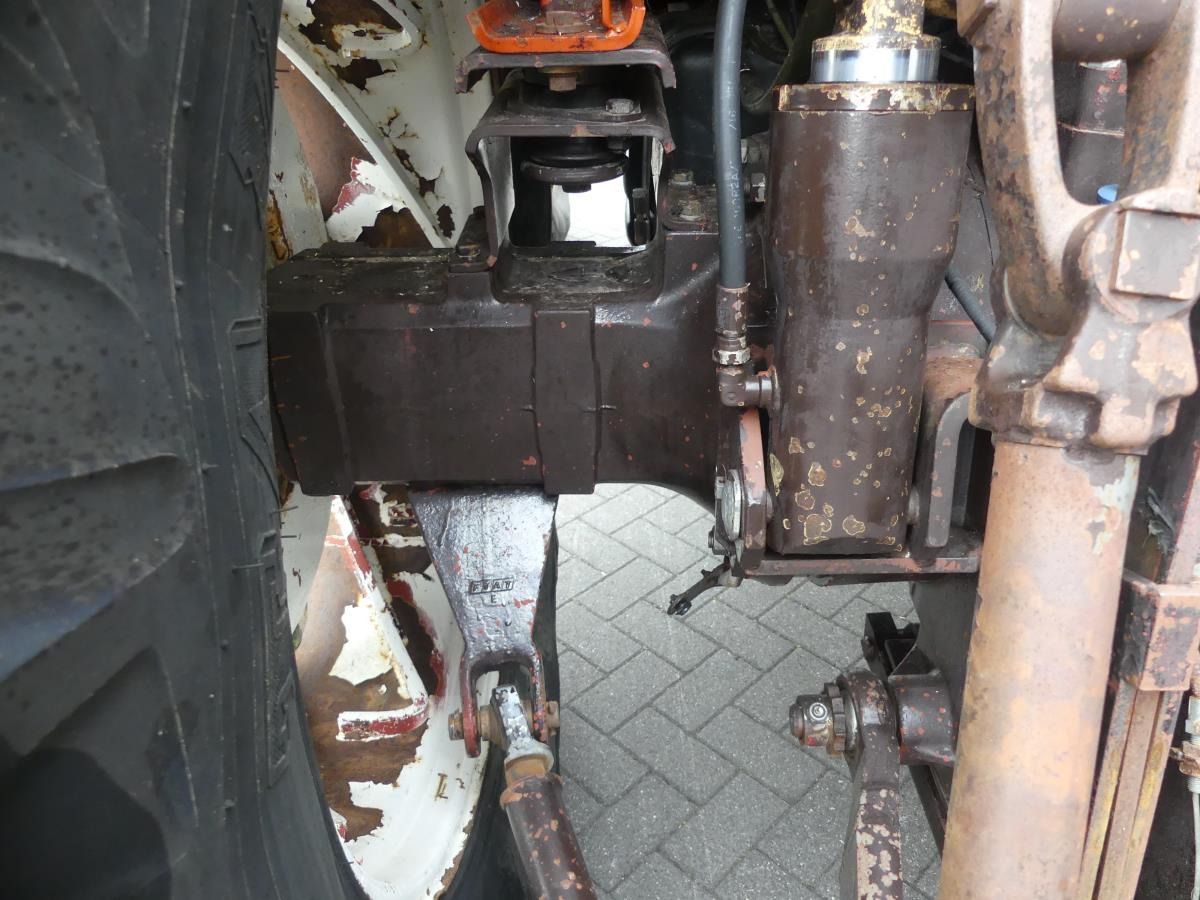 Tractor Fiat 160-90: foto 15