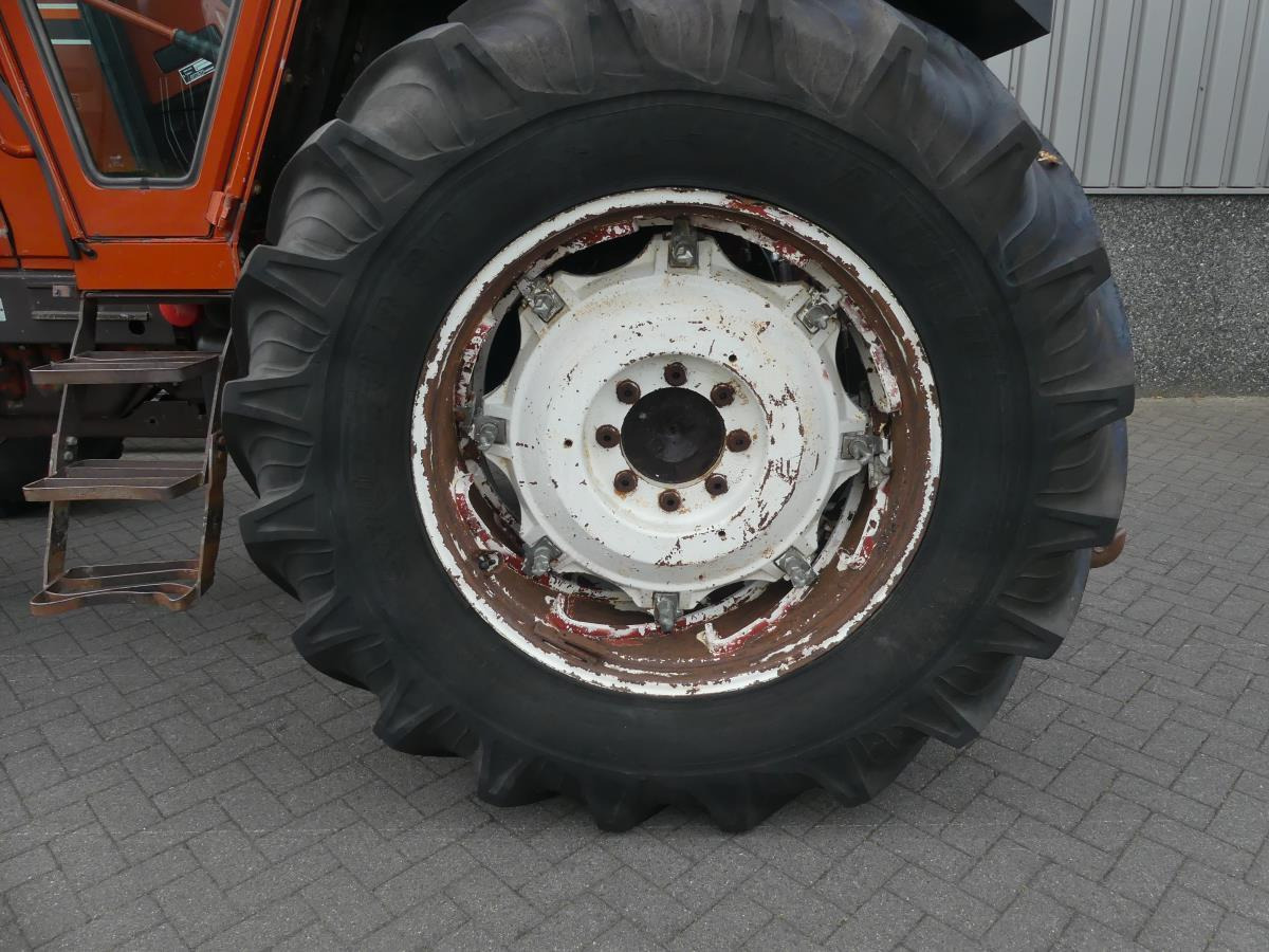Tractor Fiat 160-90: foto 26