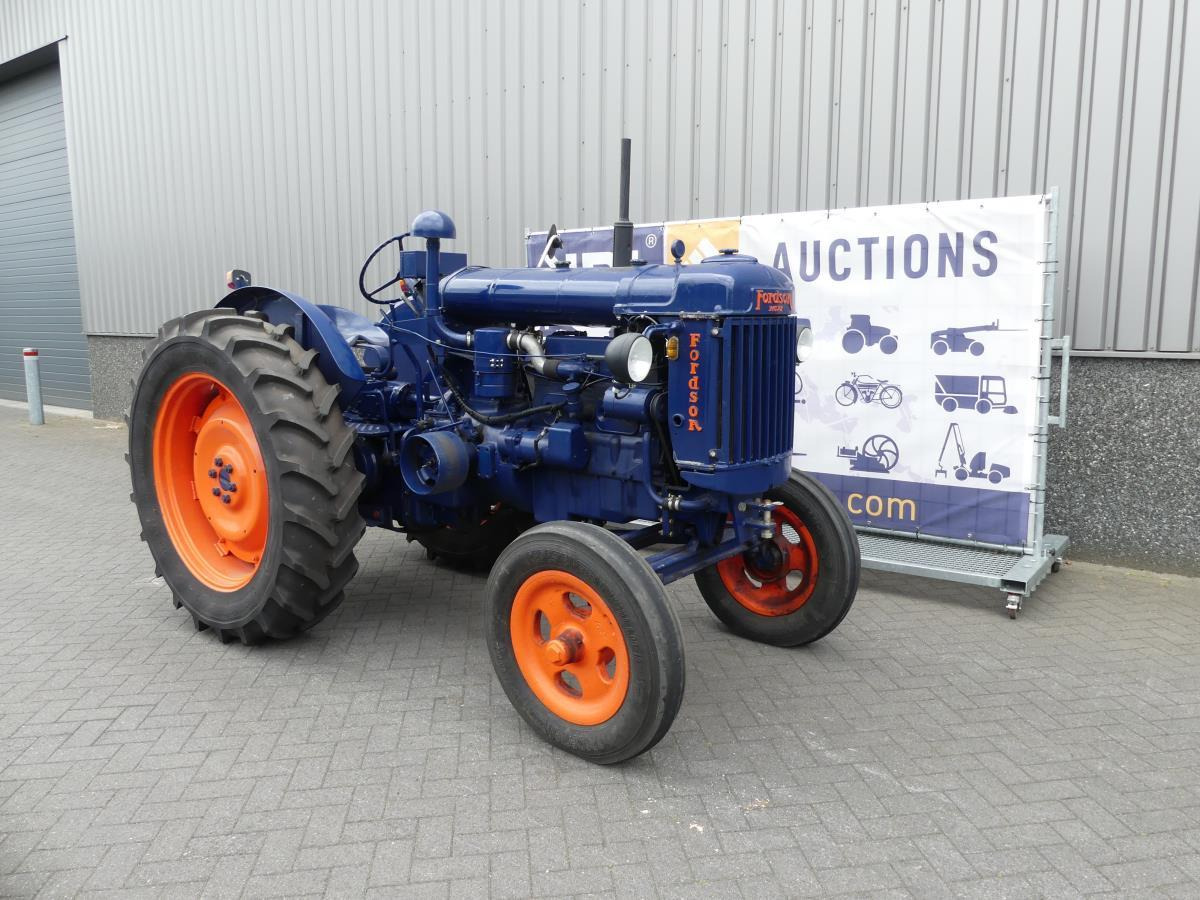 Fordson 27N - Tractor: foto 3 Fordson 27N - Tractor: foto 3