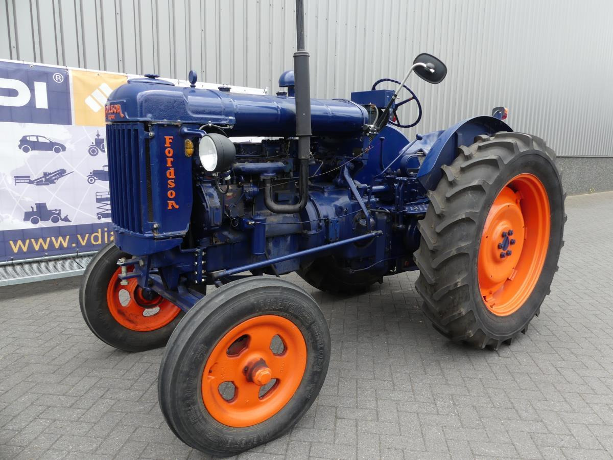 Fordson 27N - Tractor: foto 2 Fordson 27N - Tractor: foto 2
