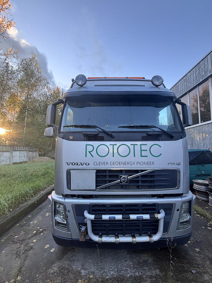 VOLVO FH16 - 580 - Camión multibasculante: foto 1 VOLVO FH16 - 580 - Camión multibasculante: foto 1