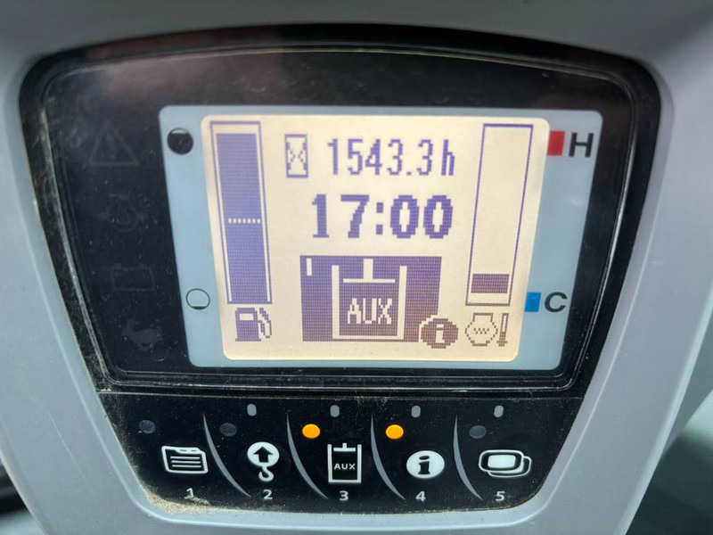 Kubota U55-4 - Miniexcavadora: foto 5 Kubota U55-4 - Miniexcavadora: foto 5