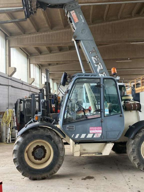 Terex 357 - Manipulador telescópico: foto 2 Terex 357 - Manipulador telescópico: foto 2