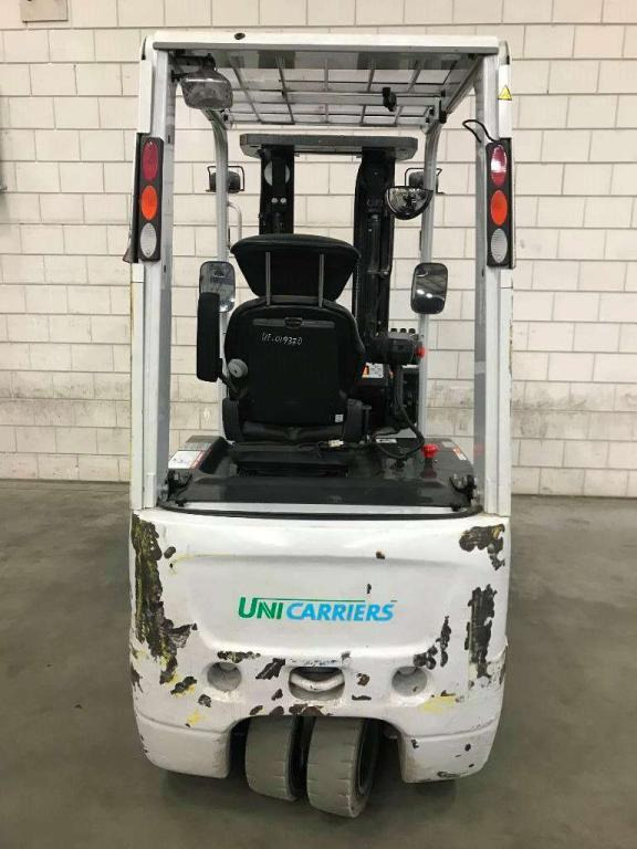 Unicarriers TX 3/18 - Carretilla elevadora eléctrica: foto 3 Unicarriers TX 3/18 - Carretilla elevadora eléctrica: foto 3
