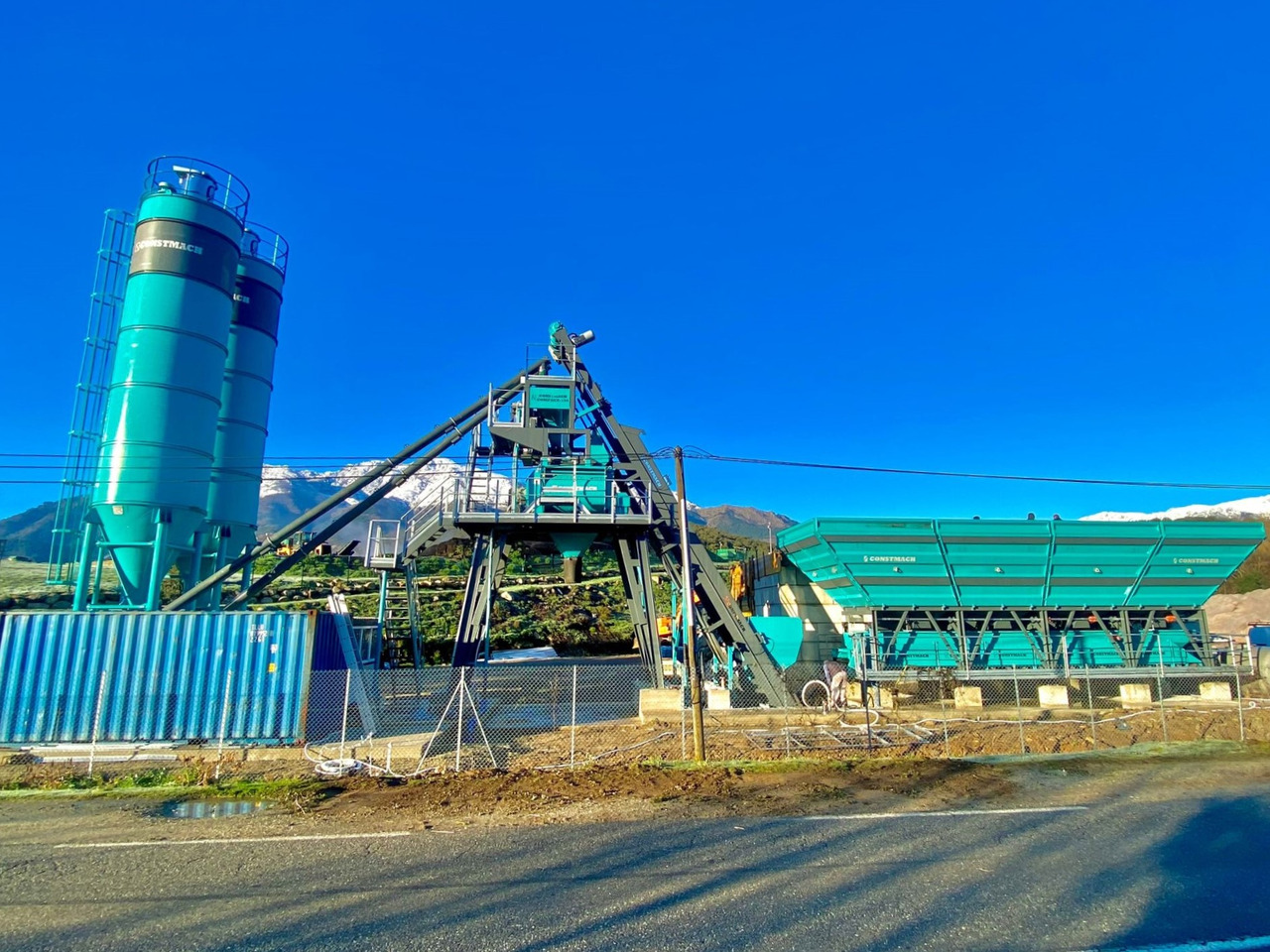 Constmach 100 m³/h Compact Concrete Batching Plant - Planta de hormigón: foto 2 Constmach 100 m³/h Compact Concrete Batching Plant - Planta de hormigón: foto 2