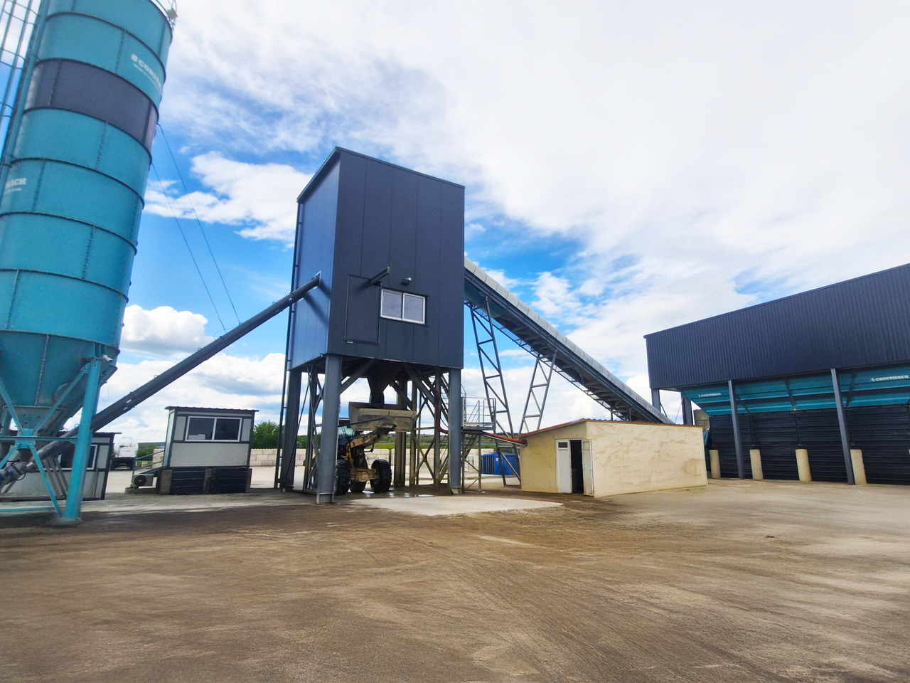 Constmach 100 m³/h Stationary Concrete Batching Plant - Planta de hormigón: foto 1 Constmach 100 m³/h Stationary Concrete Batching Plant - Planta de hormigón: foto 1