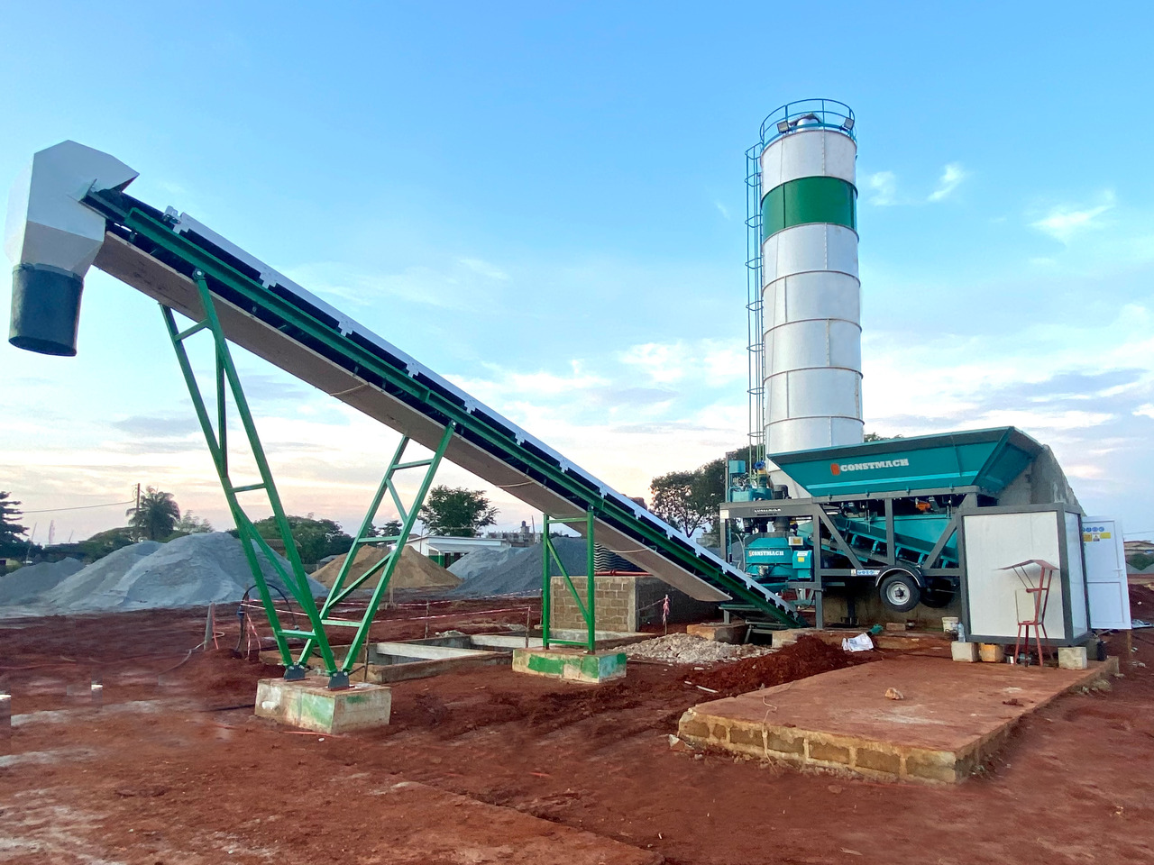 Constmach Mini-Mobile Betonmischanlage 30 m³/h - Planta de hormigón: foto 4 Constmach Mini-Mobile Betonmischanlage 30 m³/h - Planta de hormigón: foto 4