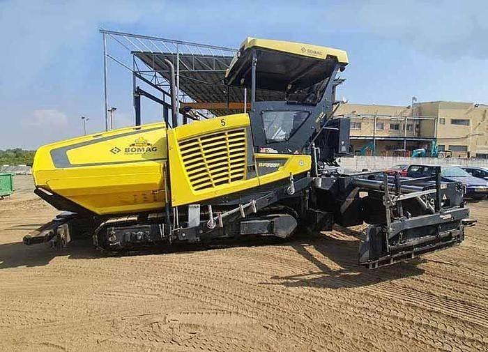 Bomag BF700C-2 - Pavimentadora de asfalto: foto 2 Bomag BF700C-2 - Pavimentadora de asfalto: foto 2