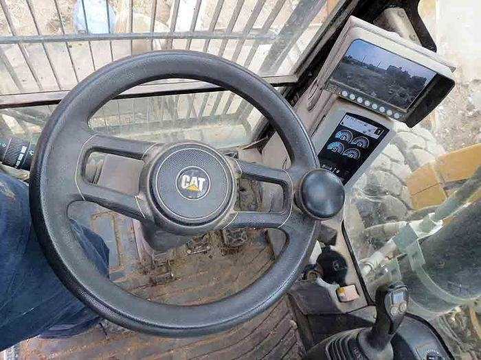 Excavadora CAT M320F: foto 9