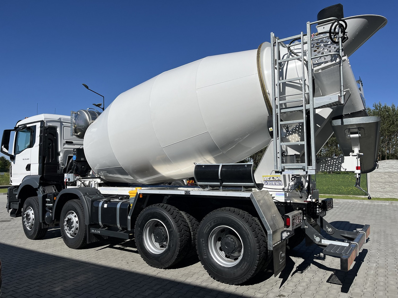 MAN TGS 35.440, 8x4 BB, EURO 6, YEAR 2024, 10m - NEW - Camión hormigonera: foto 5 MAN TGS 35.440, 8x4 BB, EURO 6, YEAR 2024, 10m - NEW - Camión hormigonera: foto 5