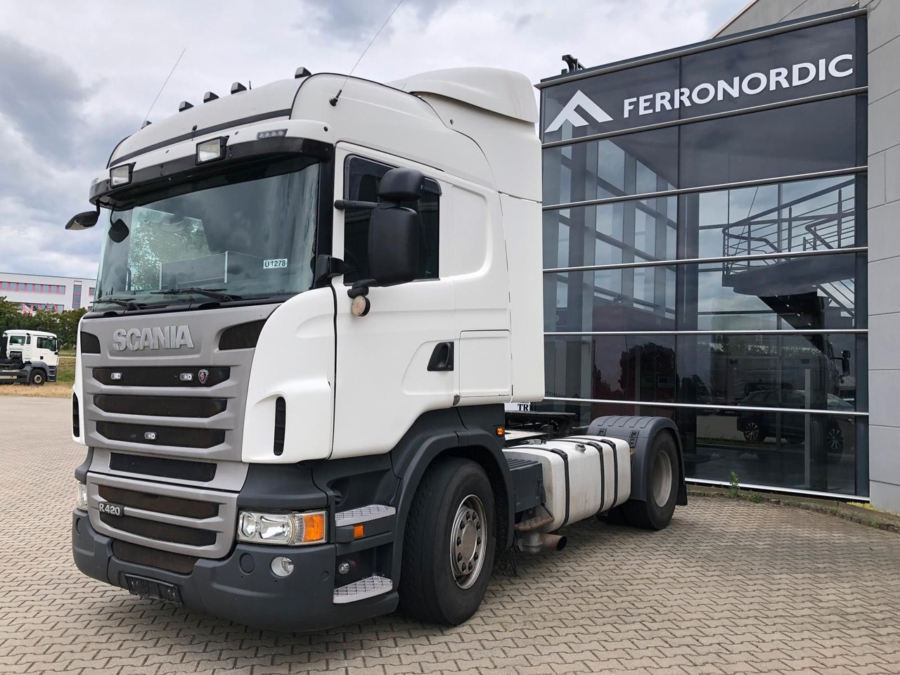Scania R420 PTO*Automatik mit Kupplungspedale - Cabeza tractora: foto 2 Scania R420 PTO*Automatik mit Kupplungspedale - Cabeza tractora: foto 2