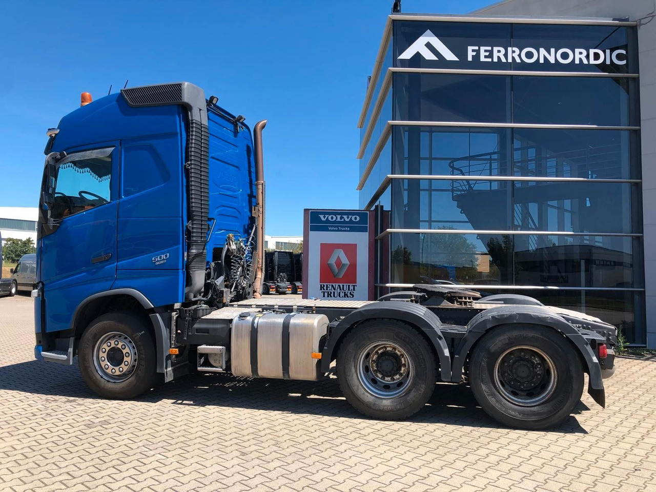 Volvo FH500 6x4*Liftachse*80T*IP-Cool*PTO - Cabeza tractora: foto 4 Volvo FH500 6x4*Liftachse*80T*IP-Cool*PTO - Cabeza tractora: foto 4