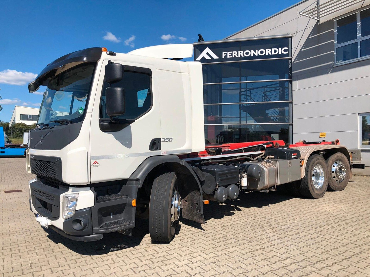 Volvo FE 350 6x2 Lenkachse*Alufelgen*HIAB*AHK*Klima - Camión multibasculante: foto 2 Volvo FE 350 6x2 Lenkachse*Alufelgen*HIAB*AHK*Klima - Camión multibasculante: foto 2