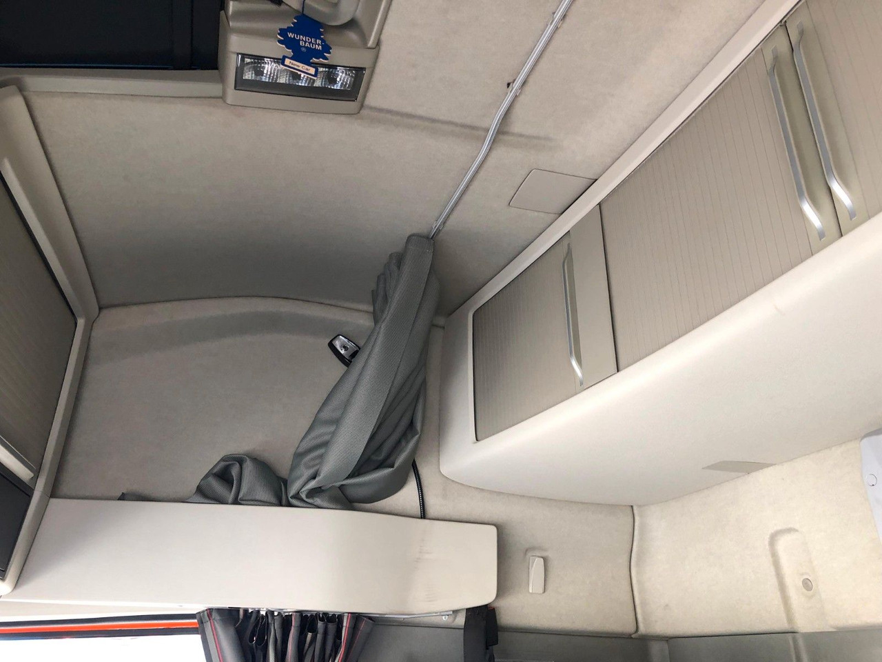 Camión volquete Volvo FH460 8x4 Tridem*TopZustand*excellent condition: foto 21