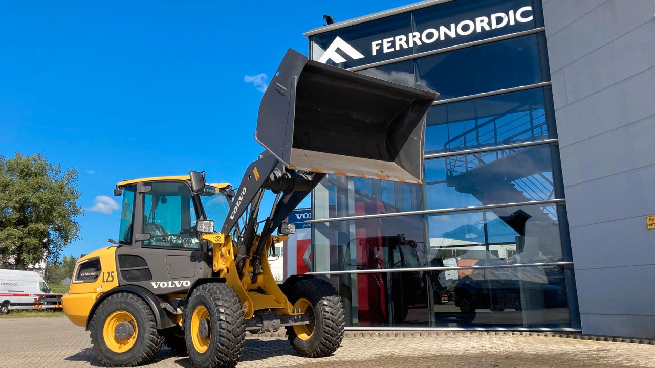 Volvo JL25H Electric *Auch Miete Volvo L25 Electric *Auch Miete*Neuzustand+22+14 kW - Cargadora de ruedas: foto 2 Volvo JL25H Electric *Auch Miete Volvo L25 Electric *Auch Miete*Neuzustand+22+14 kW - Cargadora de ruedas: foto 2