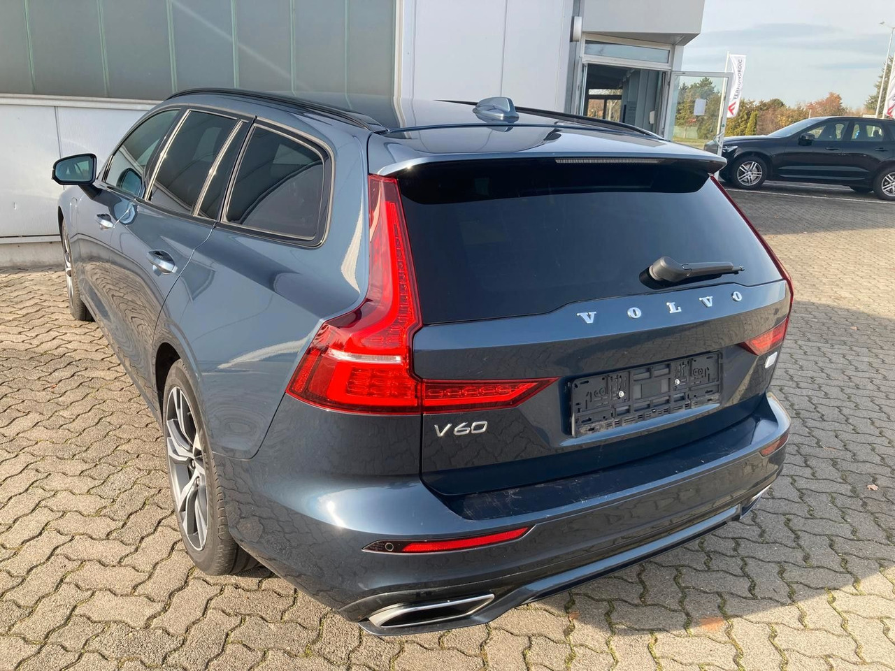 Volvo V60 T8 R Design Recharge Plug-In Hybrid AWD - Coche familiar: foto 5 Volvo V60 T8 R Design Recharge Plug-In Hybrid AWD - Coche familiar: foto 5
