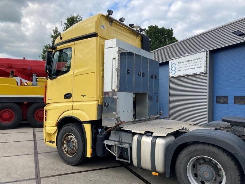 Mercedes-Benz Actros 3351 6x4 - Cabeza tractora: foto 2 Mercedes-Benz Actros 3351 6x4 - Cabeza tractora: foto 2