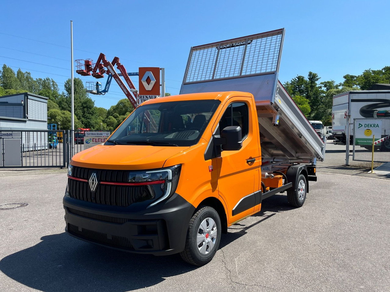Renault Master mit JPM Dreiseitenkipper - Furgoneta basculante: foto 1 Renault Master mit JPM Dreiseitenkipper - Furgoneta basculante: foto 1