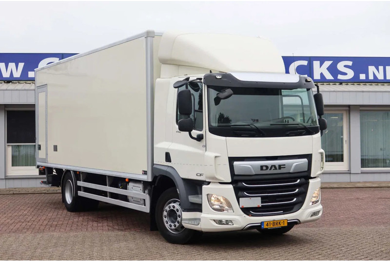 DAF CF 290 Bakwagen+Klep Dhollandia 1500 kg - Camión caja cerrada: foto 2 DAF CF 290 Bakwagen+Klep Dhollandia 1500 kg - Camión caja cerrada: foto 2