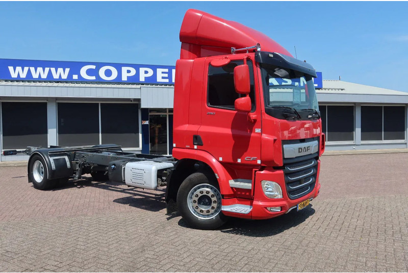 DAF CF 290 FA Chassis Euro 6 - Camión chasis: foto 2 DAF CF 290 FA Chassis Euro 6 - Camión chasis: foto 2