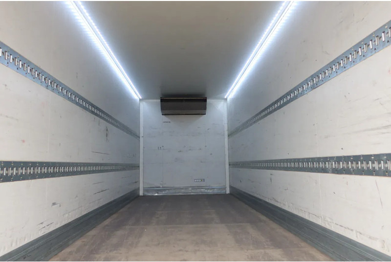 DAF LF 290 Koel/Vries+ Klep 1500 kg Thermoking T 600R - Camión frigorífico: foto 4 DAF LF 290 Koel/Vries+ Klep 1500 kg Thermoking T 600R - Camión frigorífico: foto 4