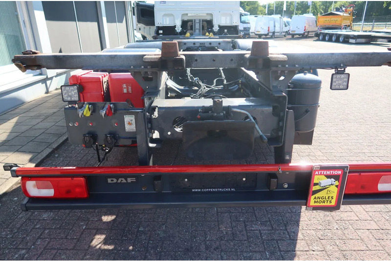 DAF XF 106.450 Wissellaadbaksysteem / Chassis - Camión portacontenedore/ Intercambiable: foto 4 DAF XF 106.450 Wissellaadbaksysteem / Chassis - Camión portacontenedore/ Intercambiable: foto 4