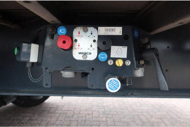 Kögel SN 24 Schuifzeil, Schuifdak, lift as, stuur-as, Rongen gaten + ice killer. - Semirremolque lona: foto 5 Kögel SN 24 Schuifzeil, Schuifdak, lift as, stuur-as, Rongen gaten + ice killer. - Semirremolque lona: foto 5