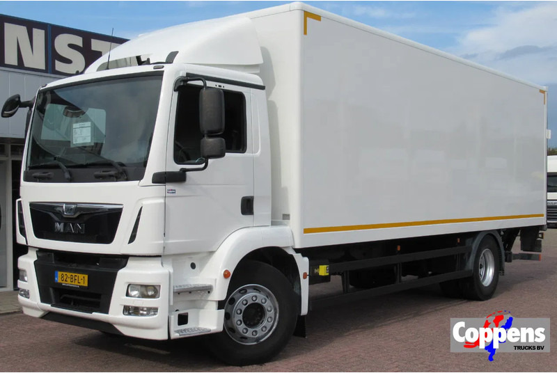 MAN TGM 18.250 Bak + klep Euro 6 - Camión caja cerrada: foto 1 MAN TGM 18.250 Bak + klep Euro 6 - Camión caja cerrada: foto 1